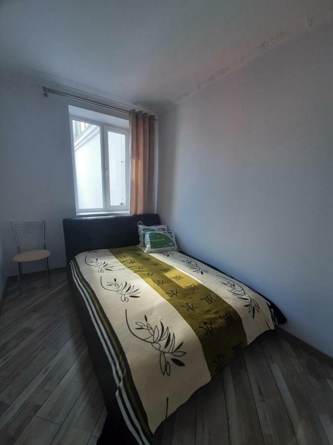 Apartment In Serbska 리비프 외부 사진