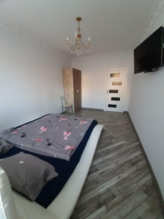 Apartment In Serbska 리비프 외부 사진