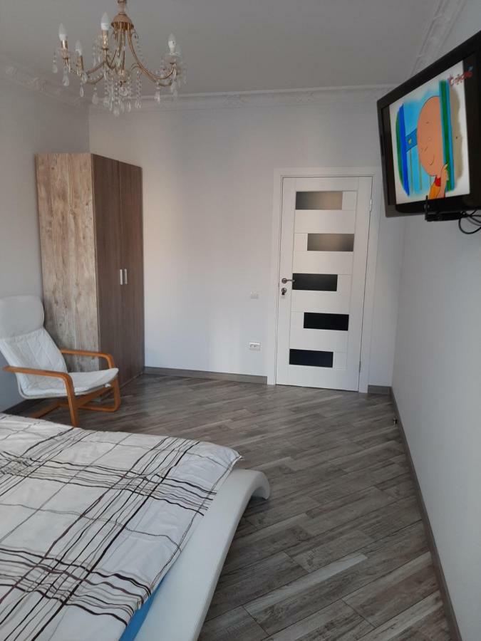 Apartment In Serbska 리비프 외부 사진