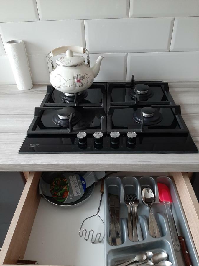 Apartment In Serbska 리비프 외부 사진