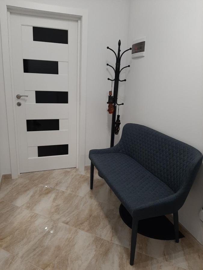 Apartment In Serbska 리비프 외부 사진